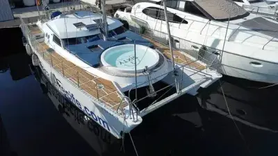 Catamarán Arrecife