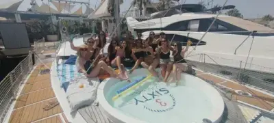 Catamarán Arrecife