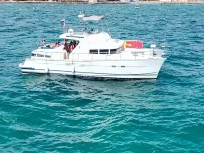 Catamarán Isabel Alba