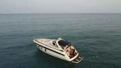 Catamarán Isabel Alba