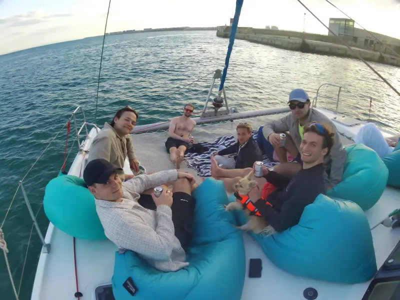 Catamarán Island Breeze